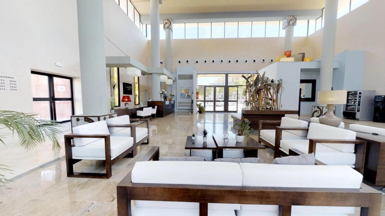 Leo Punta Umbria (Adults Only) Apartment Exterior photo