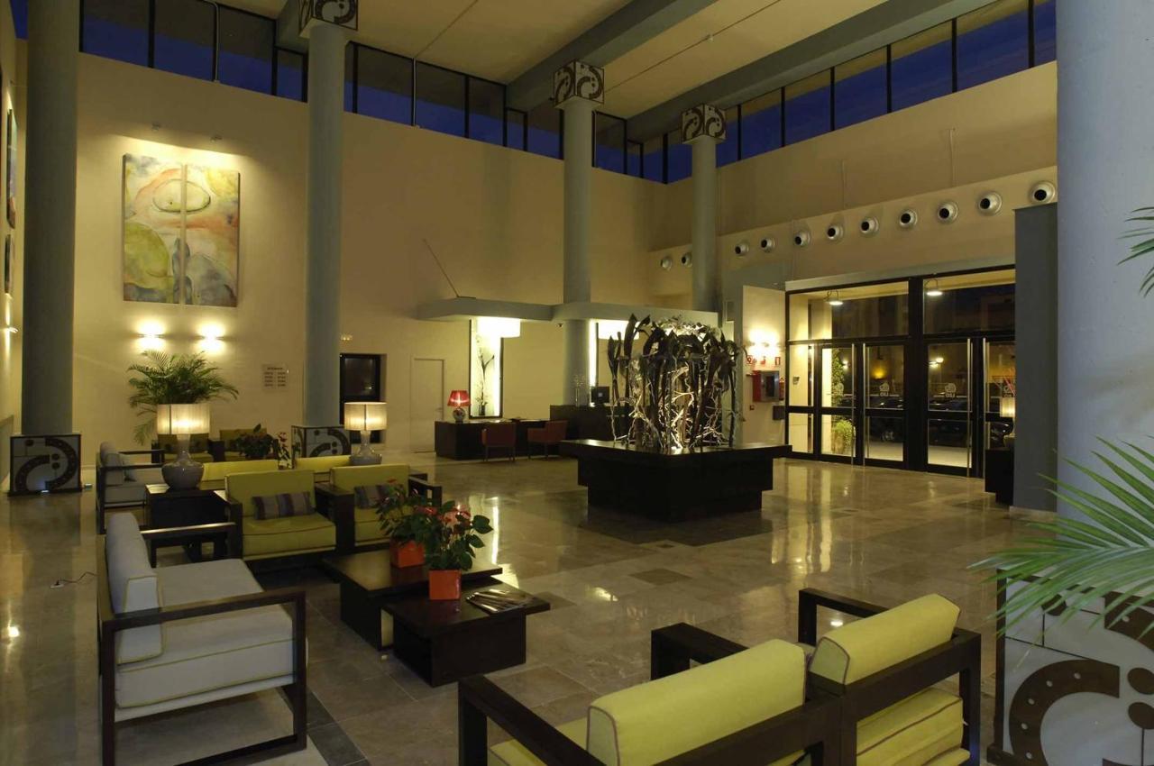Leo Punta Umbria (Adults Only) Apartment Exterior photo