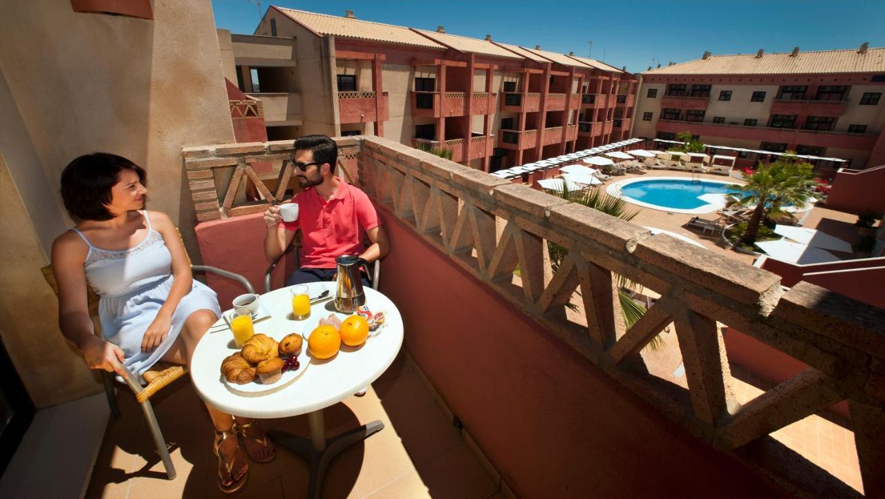 Leo Punta Umbria (Adults Only) Apartment Exterior photo
