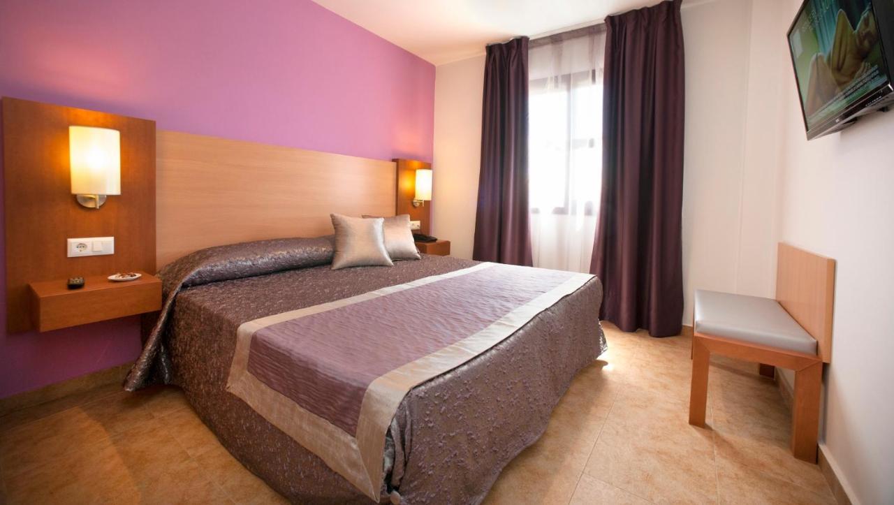 Leo Punta Umbria (Adults Only) Apartment Exterior photo