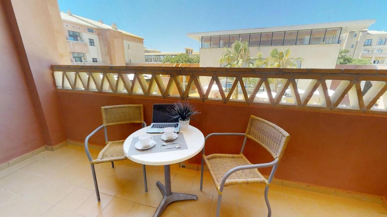 Leo Punta Umbria (Adults Only) Apartment Exterior photo